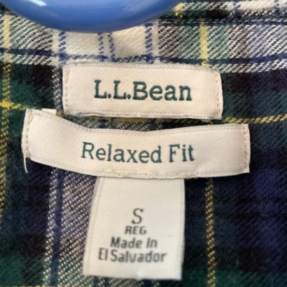L.L. Bean Dress Gordon plaid flannel shirt - size S - Picture 2 of 3